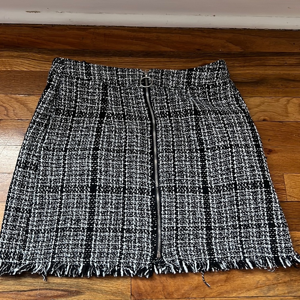 Black and White zip up skirt